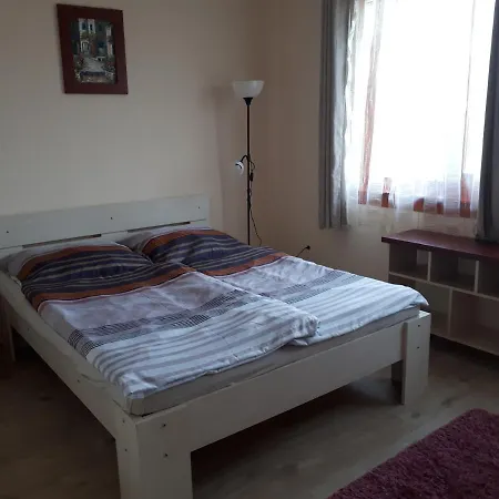 Magyar بيت للعطل